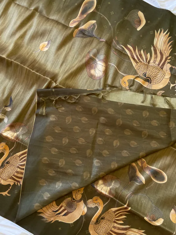 Soft_Tussar_Silk_Sarees_With_Beautiful_Digital_Print_With_Attractive_Jungle_Theme_Design_And_Digital_Print_Blouse_With_Tassels