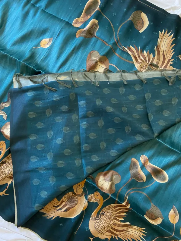 Soft_Tussar_Silk_Sarees_With_Beautiful_Digital_Print_With_Attractive_Jungle_Theme_Design_And_Digital_Print_Blouse_With_Tassels
