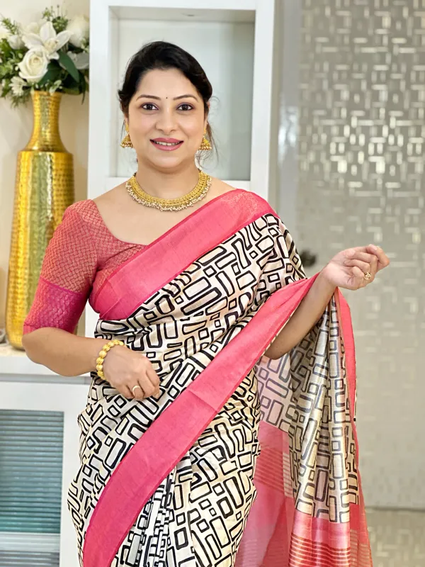 Soft_Tussar_Silk_sarees_with_Beautiful_Print_With_Attractive_Pallu_And_Contrast_Print_Blouse_With_Tassels