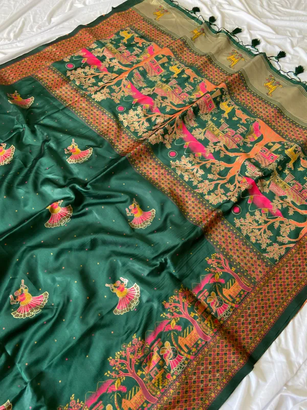 Soft_Pashmina_Silk_sarees_with_Beautiful_Woven_Zari_Work_With_Attractive_Pashmina_Design_Saree_And_Running_Blouse_With_Tassels
