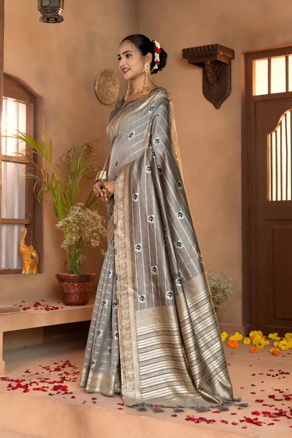 Premium_Soft_Khadi_Linen_sarees_with_Beautiful_Design_Weaving__Pallu_With_Attractive_Traditional_Zari_Weaving__Border_With_All_Over_Butterfly_Weaving__Design_And_Weaving__Blouse_With_Fancy_Tassels