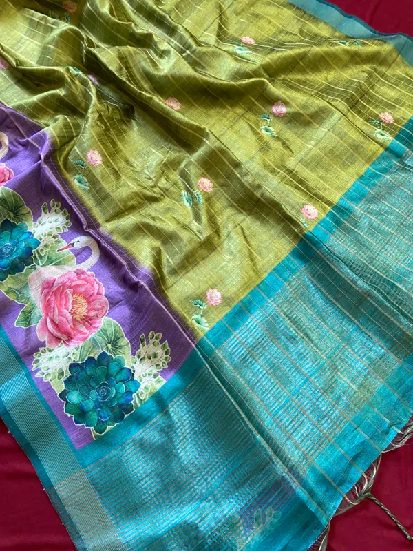Soft_Semi_Tussar_Silk_sarees_with_Beautiful_Digital_Print_With_Attractive_Border_And_Contrast_Print_Blouse_With_Tassels