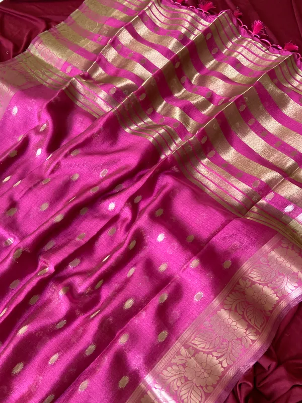 Premium_Soft_Khadi_Shimmer_sarees_with_Beautiful_Butti_Design_Weaving__Pallu_With_Attractive_Traditional_Zari_Weaving__Border_With_All_Over_Butti_Weaving__Design_And_Butti_Design_Weaving__Blouse_With_Fancy_Tassels