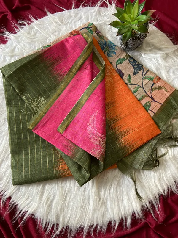 Soft_Tussar_Silk_sarees_with_Beautiful_Style_Of_Kalamkari_Digital_Print_With_Attractive_Border_And_Contrast_Print_Blouse_With_Tassels
