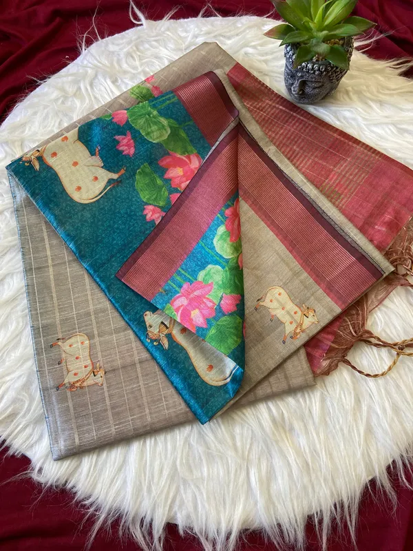 Soft_Semi_Tussar_Silk_sarees_with_Beautiful_Digital_Print_With_Attractive_Border_And_Contrast_Print_Blouse_With_Tassels