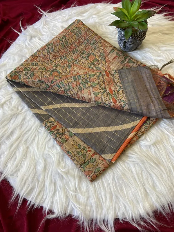 Soft_Semi_Tussar_Silk_sarees_with_Beautiful_Digital_Print_With_Attractive_Border_And_Contrast_Print_Blouse_With_Tassels