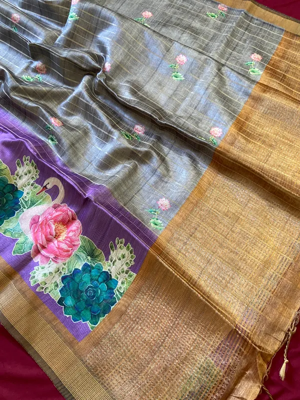 Soft_Semi_Tussar_Silk_sarees_with_Beautiful_Digital_Print_With_Attractive_Border_And_Contrast_Print_Blouse_With_Tassels