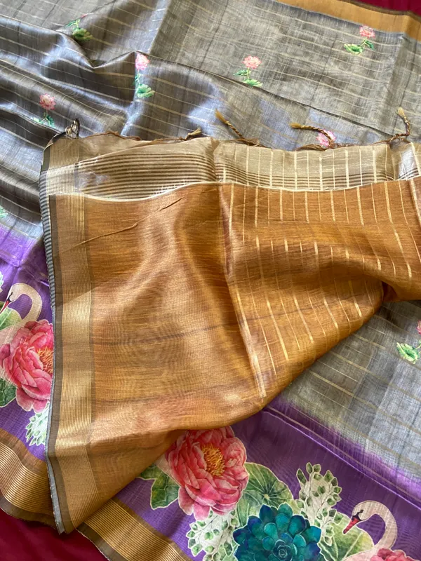 Soft_Semi_Tussar_Silk_sarees_with_Beautiful_Digital_Print_With_Attractive_Border_And_Contrast_Print_Blouse_With_Tassels