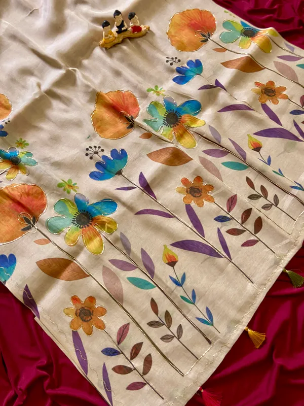 Soft_Tissue_Silk_sarees_with_Beautiful_Digital_Print_With_Attractive_Handwork_&_Aari_Work_Rich_Pallu_And_Running_Blouse_With_Tassels