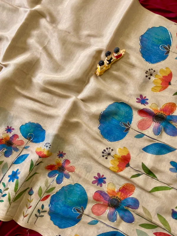 Soft_Tissue_Silk_sarees_with_Beautiful_Digital_Print_With_Attractive_Handwork_&_Aari_Work_Rich_Pallu_And_Running_Blouse_With_Tassels