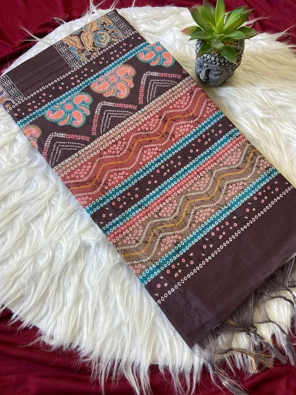 Soft_Tussar_Silk_sarees_with_Beautiful_Digital_Print_With_Attractive_Border_And_Contrast_Print_Blouse_With_Tassels