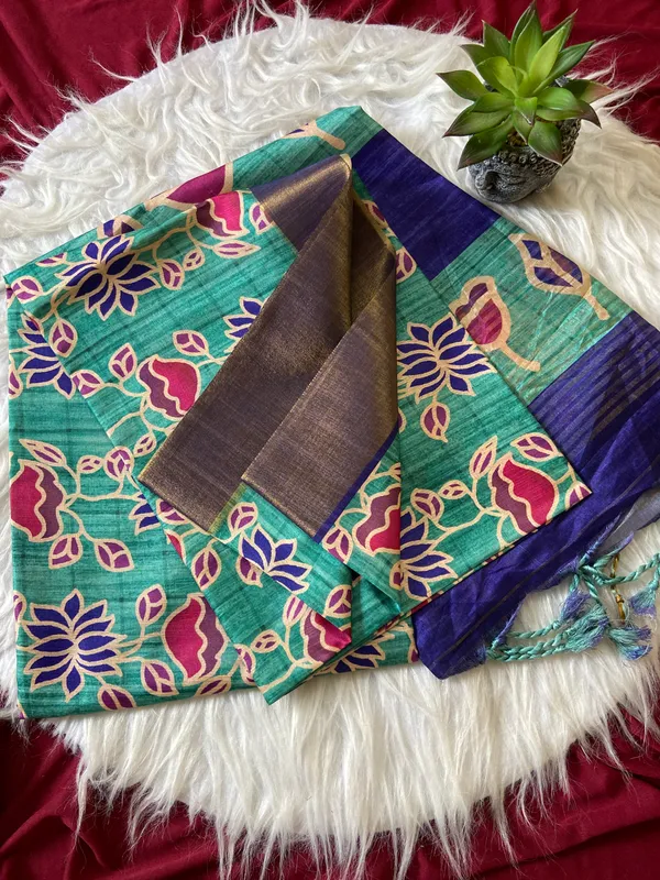 Soft_Tussar_Silk_sarees_with_Beautiful_Style_Of_Kalamkari_Digital_Print_With_Attractive_Border_And_Contrast_Print_Blouse_With_Tassels