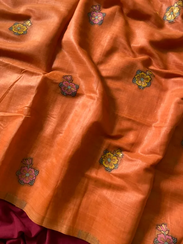 Premium_Soft_Muga_Cotton_Paithani_sarees_with_Beautiful_Weaving_Design_Featuring_Jungle_Theme_And_Swan_Motifs_Pallu_With_Attractive_All_Over_Resham_Weaving_Butti_Design_And_Resham_Weaving_Butti_Blouse_With_Fancy_Tassels