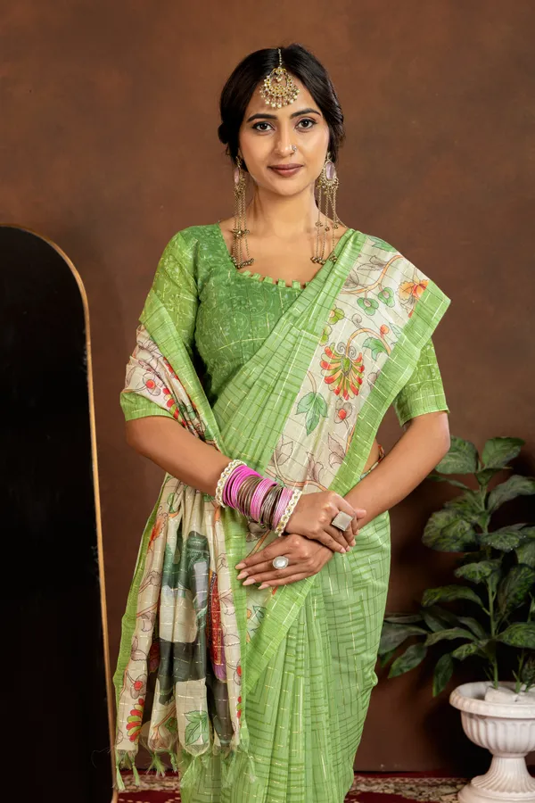 Soft_Semi_Tussar_Silk_sarees_with_Beautiful_Digital_Print_With_Attractive_Border_And_Contrast_Print_Blouse_With_Tassels
