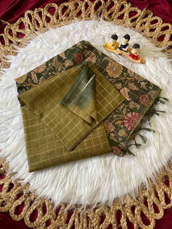 Soft_Semi_Tussar_Silk_sarees_with_Beautiful_Digital_Print_With_Attractive_Border_And_Contrast_Print_Blouse_With_Tassels