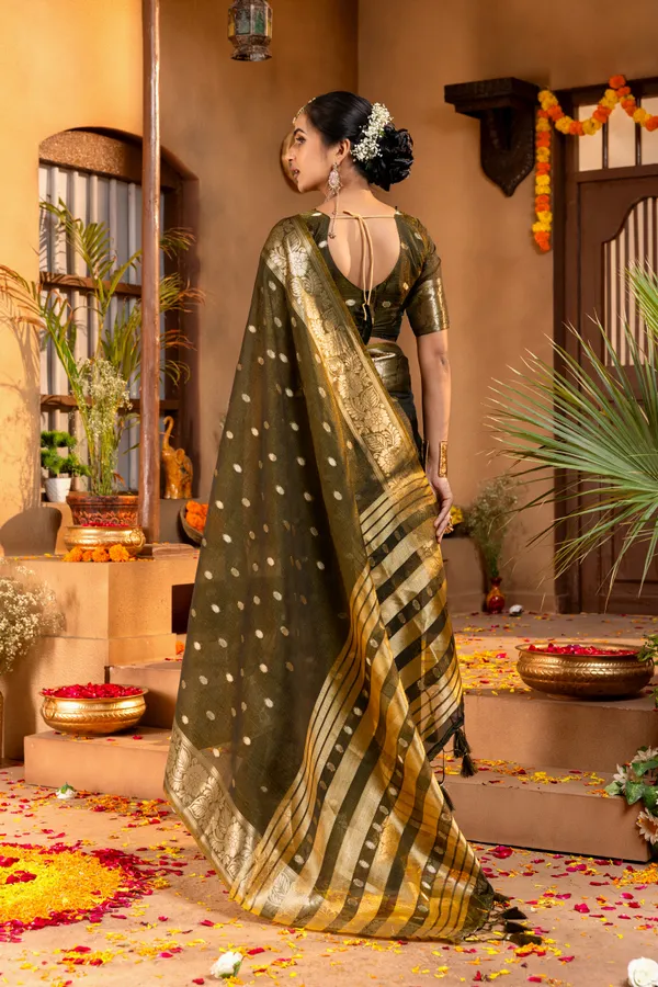 Premium_Soft_Khadi_Shimmer_sarees_with_Beautiful_Butti_Design_Weaving__Pallu_With_Attractive_Traditional_Zari_Weaving__Border_With_All_Over_Butti_Weaving__Design_And_Butti_Design_Weaving__Blouse_With_Fancy_Tassels
