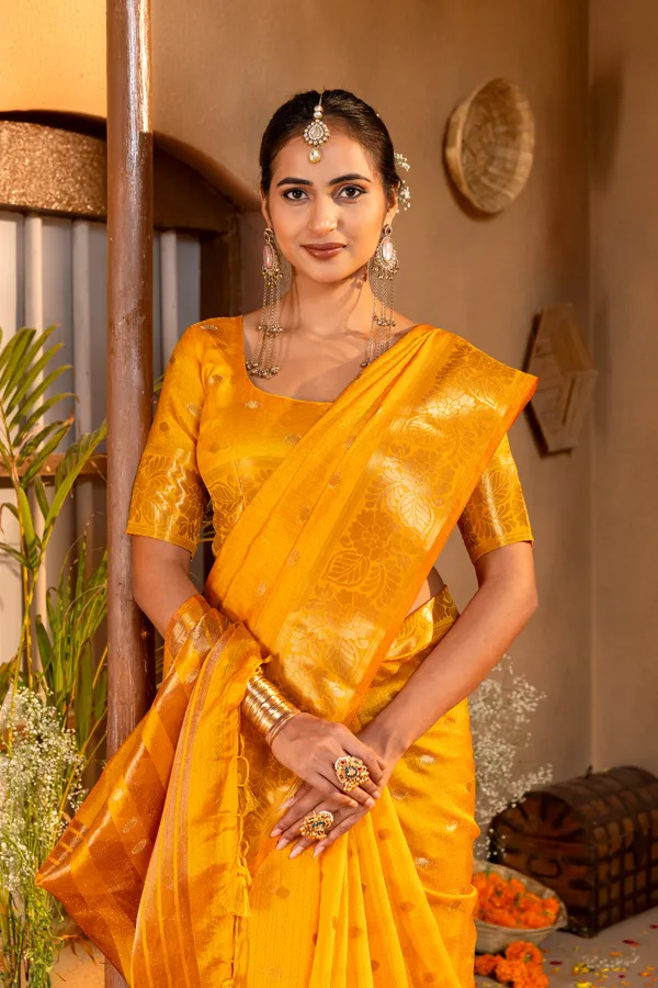 Premium_Soft_Khadi_Shimmer_sarees_with_Beautiful_Butti_Design_Weaving__Pallu_With_Attractive_Traditional_Zari_Weaving__Border_With_All_Over_Butti_Weaving__Design_And_Butti_Design_Weaving__Blouse_With_Fancy_Tassels