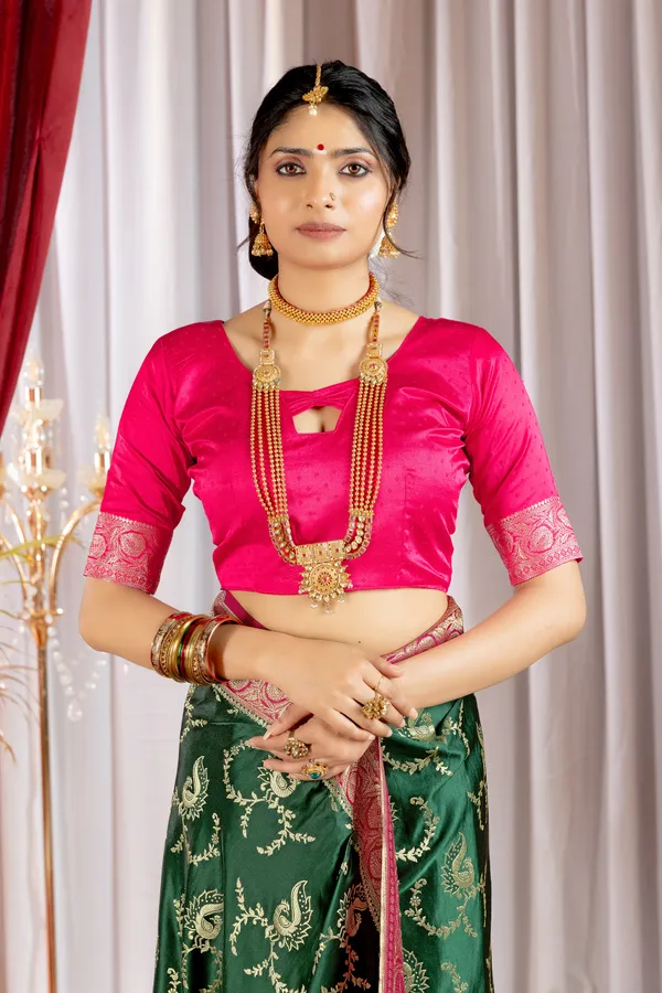 Banarasi_Pure_Satin_Silk_sarees_with_Beautiful_Peacock_in_Contrast_Pink-Green_Shades_With_Attractive_Weaving_Gold_Zari_Design_And_Contrast_Blouse_With_Tassels