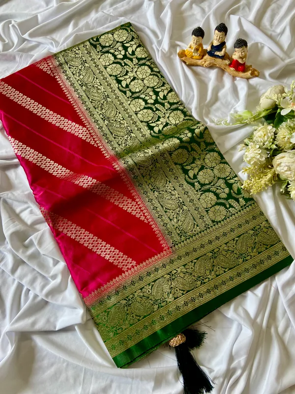 Banarasi_Pure_Satin_Silk_sarees_with_Beautiful_Elephant_in_Contrast_Green-Rani_Shades_With_Attractive_Weaving_Gold_Zari_Design_And_Contrast_Blouse_With_Tassels