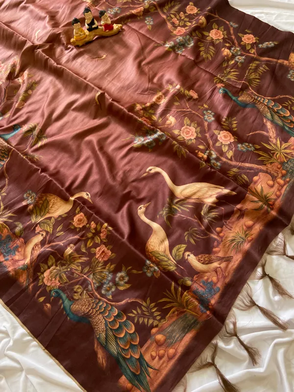 Soft_Tussar_Silk_sarees_with_Beautiful_Digital_Print_With_Attractive_Jungle_Theme_Design_And_Digital_Print_Blouse_With_Tassels