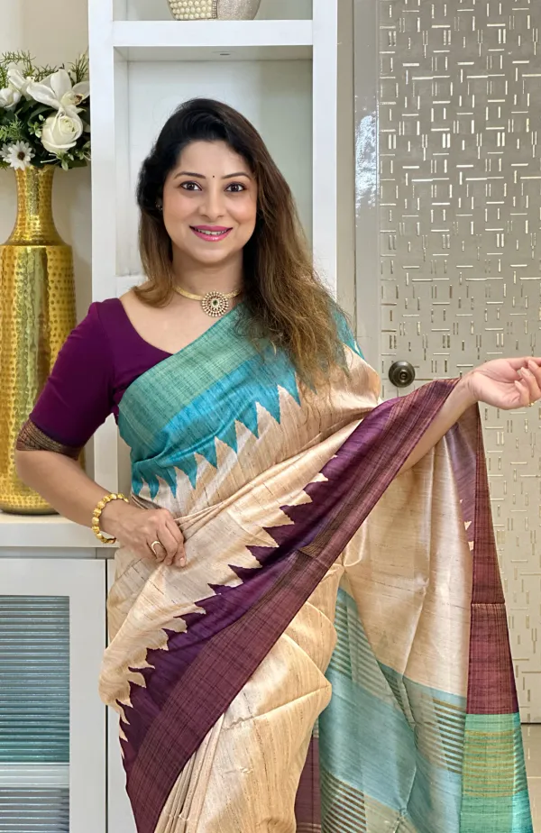 Soft_Tussar_Silk_sarees_with_Beautiful_Print_With_Attractive_Pallu_And_Contrast_Print_Blouse_With_Tassels
