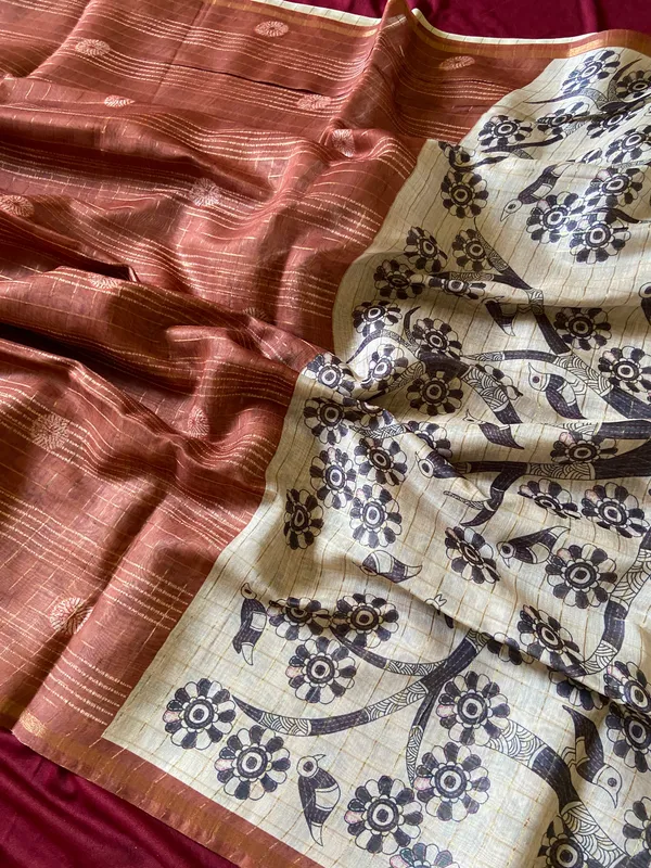 Soft_Semi_Tussar_Silk_sarees_with_Beautiful_Digital_Print_With_Attractive_Border_And_Contrast_Print_Blouse_With_Tassels