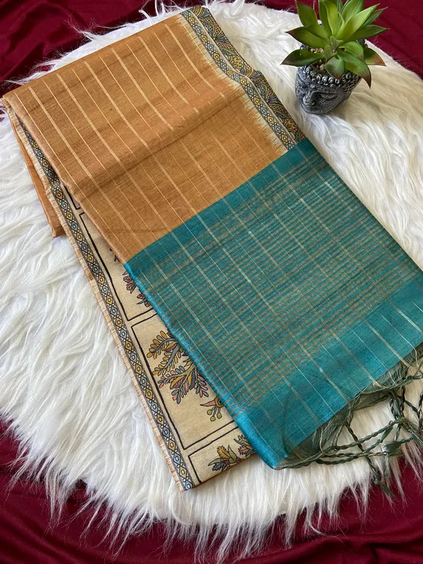Soft_Semi_Tussar_Silk_sarees_with_Beautiful_Digital_Print_With_Attractive_Border_And_Contrast_Print_Blouse_With_Tassels