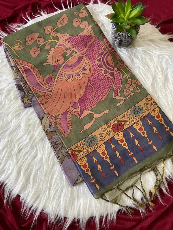 Soft_Tussar_Silk_sarees_with_Beautiful_Style_Of_Kalamkari_Digital_Print_With_Attractive_Border_And_Contrast_Print_Blouse_With_Tassels