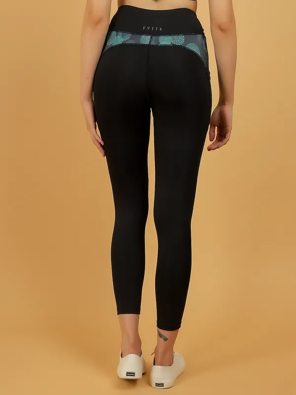 Black_&_Green_Dry_Fit_Side_Patch_Print_Athletics_Workout_Sports_Leggings_Tights_For_Women_&_Girls