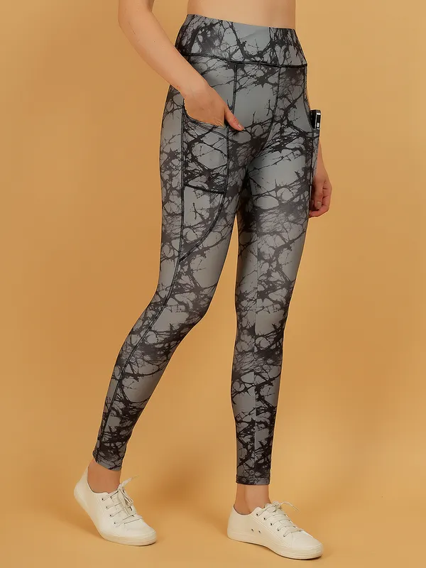 Grey_Dry_Fit_Tie_Dye_Print_Athletics_Workout_Sports_Leggings_Tights_For_Women_&_Girls