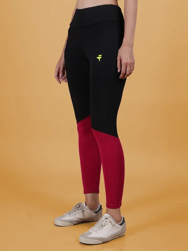 Black_&_Pink_Dry_Fit_Color_Block_Athletics_Gym_Workout_Sports_Leggings_Tights_For_Women_&_Girls