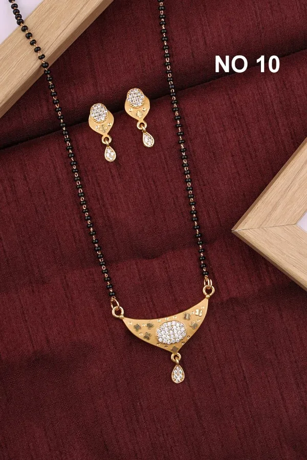 Forming_And_Diamond_High_Gold_Plated_Oval_Mangalsutra