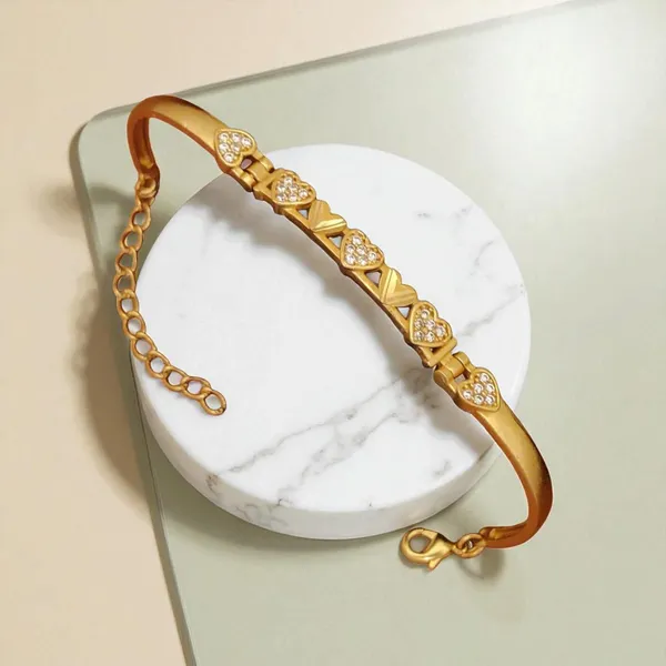 Designer_High_Gold_Plated_Round_Stud_Earrings_with_Dangling_Leaf_Drops_&_Matching_Pendant_Set