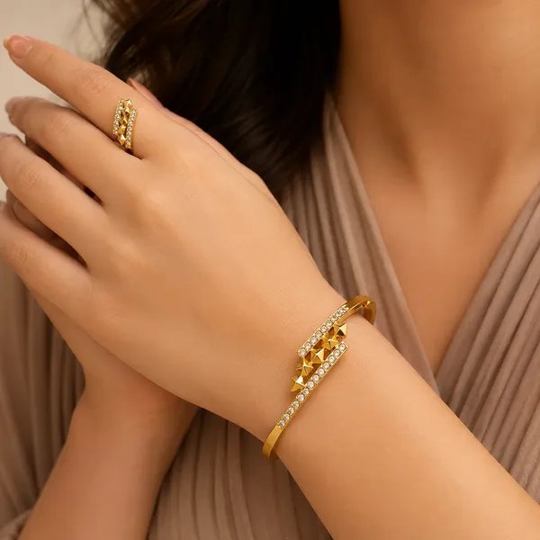 Designer_Gold-Plated_Crystal_Star_Bangle_and_Ring_Combo