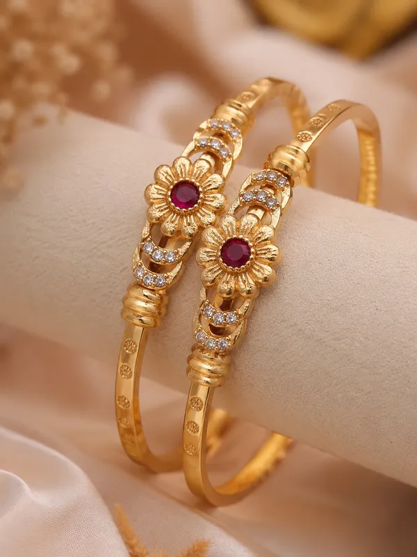 Designer_Micro_Gold_Plated_Ruby_Stone_&_AD_Diamond_Studded_Floral_Bangles_for_Women_(Pack_of_2)
