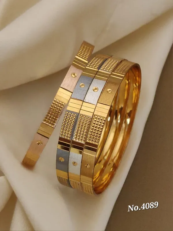 Designer_Premium_Quality_Tri-Tone_Gold_Plated_Fancy_Designer_Bangle