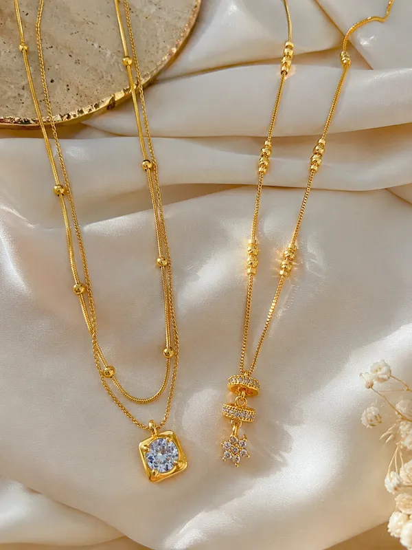 Elegant_Dual-Layer_AD_Diamond_Pendant_Chain_Set
