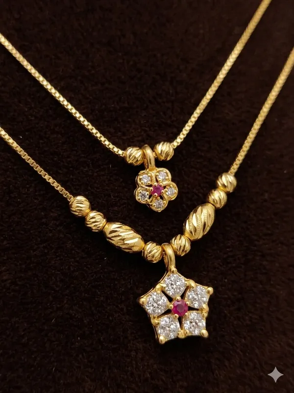 Elegant_Dual-Layer_Gold_Plated_Floral_&_Star_Pendant_Necklace_Set