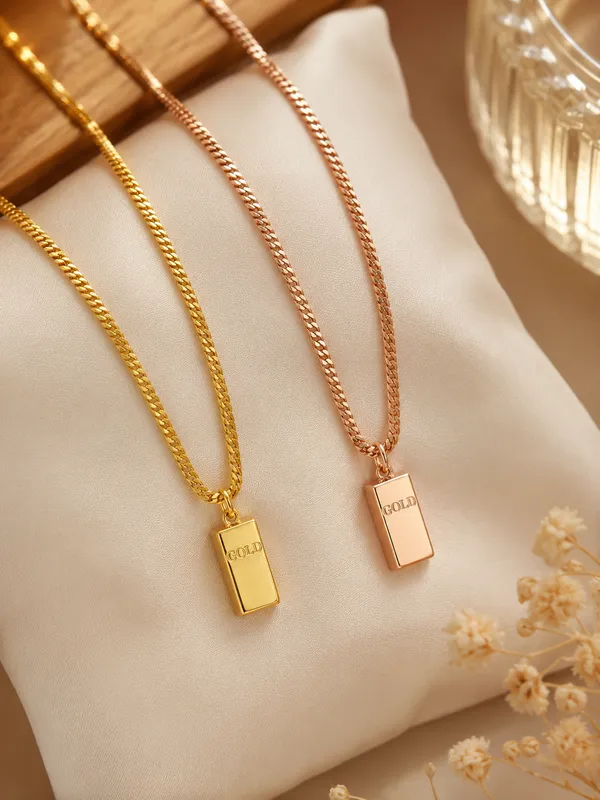 Elegant_Gold_Bar_Pendant_Chain_–_Gold_&_Rose_Gold_Finish