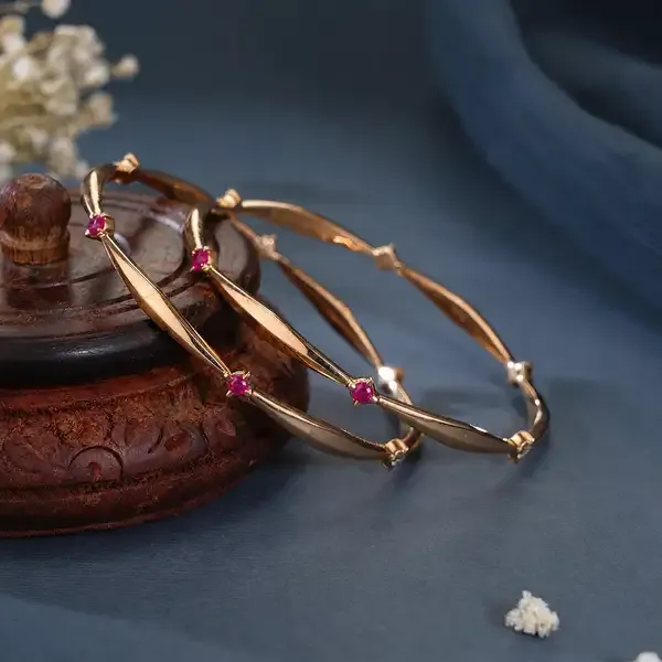 Elegant_Gold-Plated_AD_Stone_4_Bangles_with_Ruby_&_White_Stones