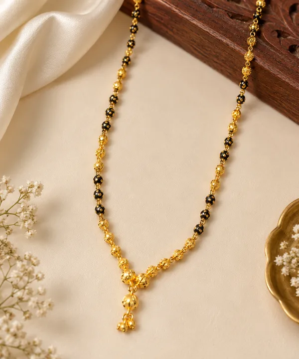 Elegant_Gold_Plated_Black_Beaded_Mangalsutra_with_Traditional_Gold_Bead_Pendant_for_Women