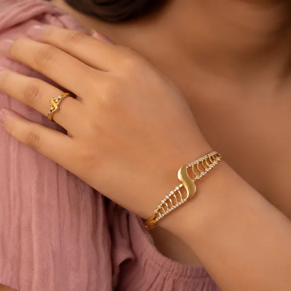 Elegant_Gold-Plated_Crystal_Kada_Bracelet_and_Adjustable_Ring_Combo