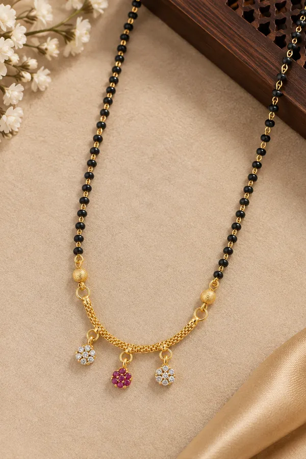 Elegant_Gold-Plated_Floral_Pendant_Mangalsutra_with_Black_Beaded_Chain_for_Women