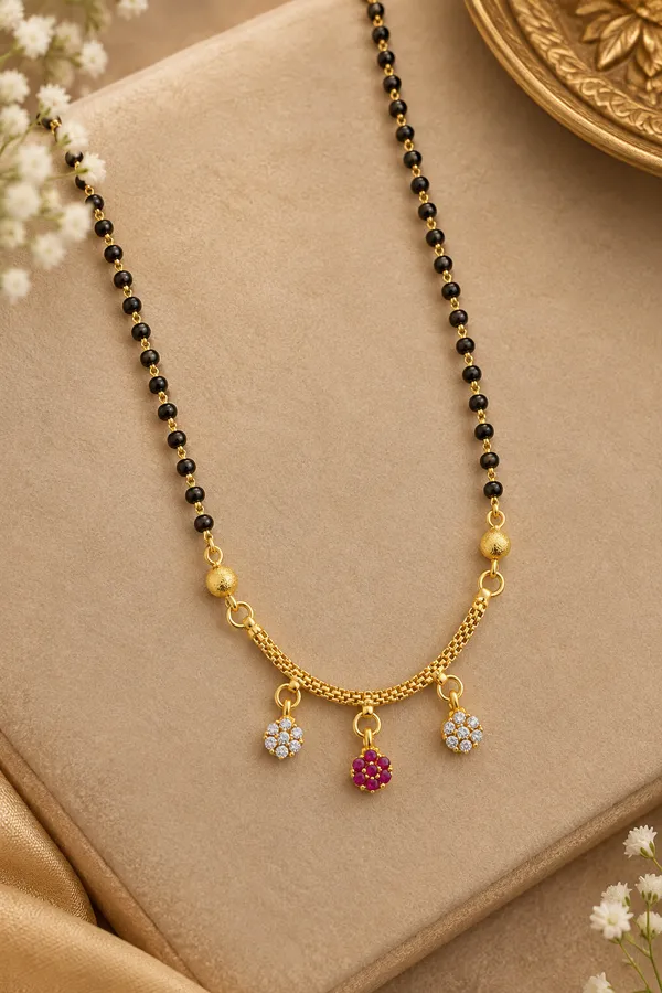 Elegant_Gold-Plated_Floral_Pendant_Mangalsutra_with_Black_Beaded_Chain_for_Women