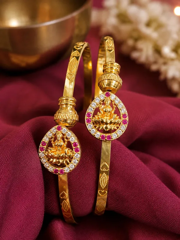 Elegant_Gold-Plated_Ram_Darbar_CZ_Kada_Set
