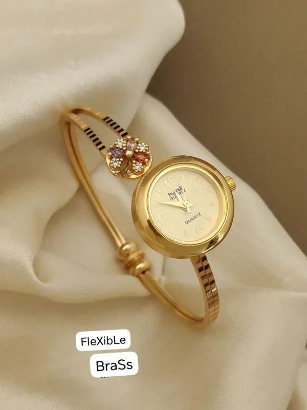 Stylish_Gold-Tone_Free_Size_Brass_Women�s_Watch_Bracelet
