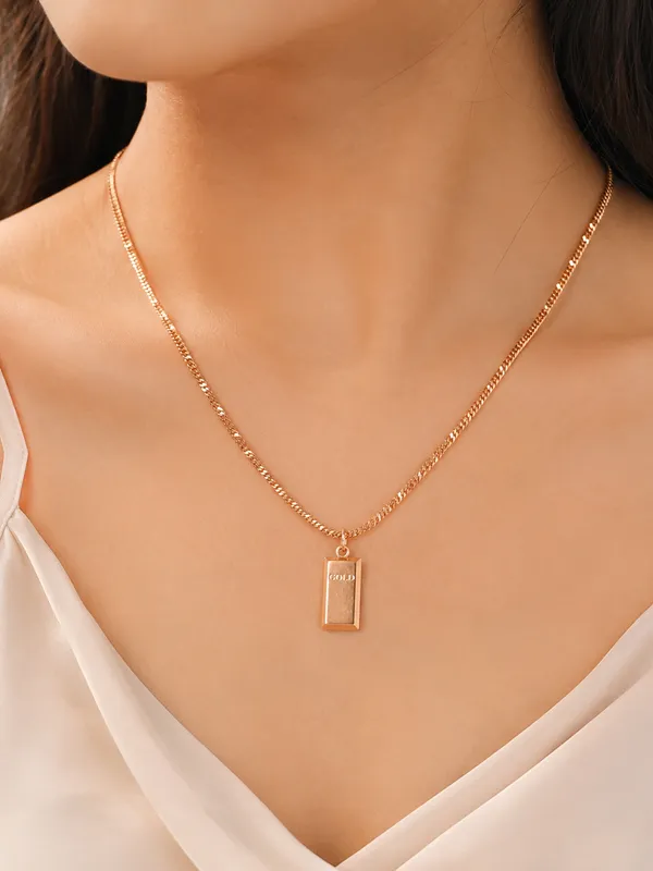Elegant_Rose_Gold-Plated_Gold_Bar_Pendant_Chain