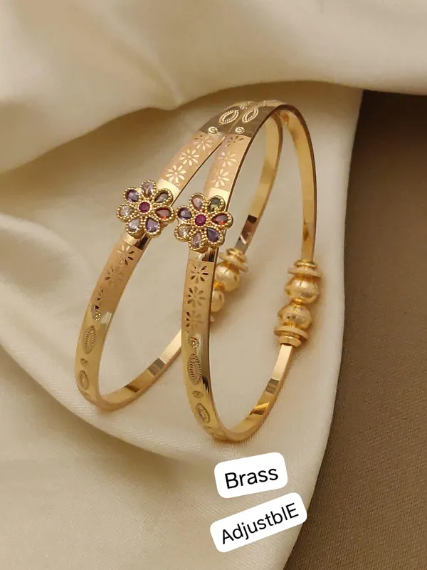 Gold_plated_ad_dimaond_studed_fancy_flower_adjustable_bangle