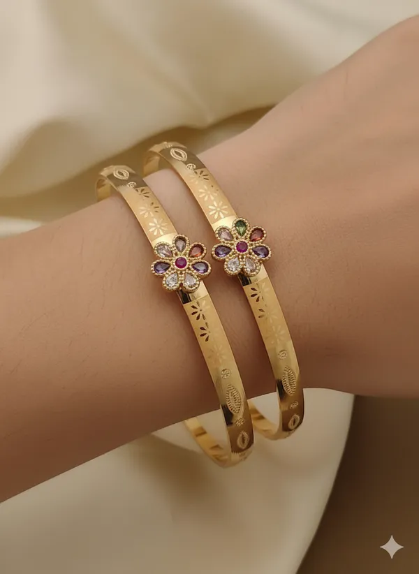 Gold_plated_ad_dimaond_studed_fancy_flower_adjustable_bangle
