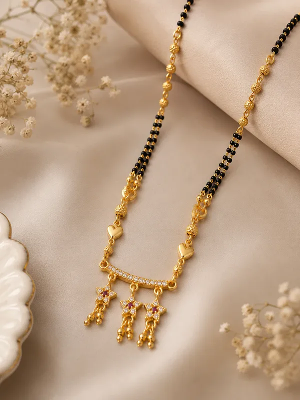 Golden_Heart_Charm_Mangalsutra